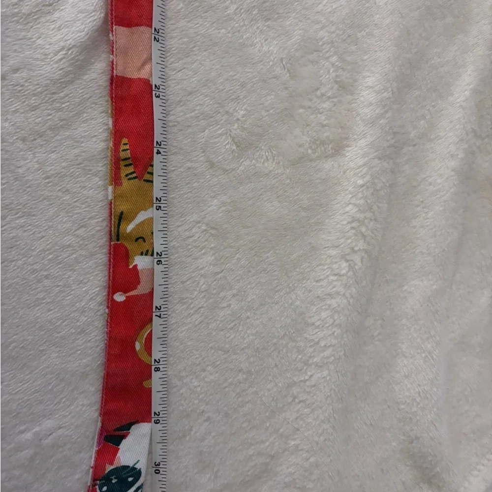 : : DANICA JUBILEE 100% Cotton Cat Print Holiday Apron : :